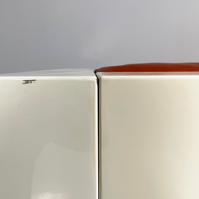 Italian White Wood and Brown Leather Sofa by Massimo and Lella Vignelli for Poltronova, 1980s For Sale - Image 13 of 18