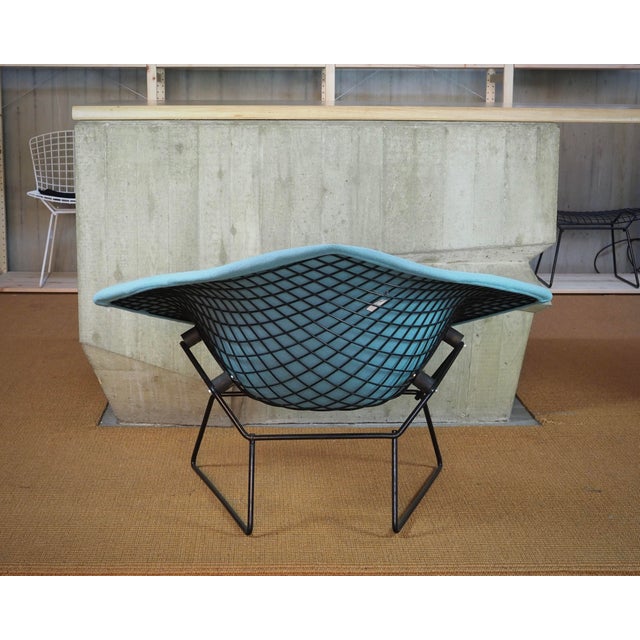 Harry Bertoia Bertoia Diamond Chair 422 in Black by Harry Bertoia for Knoll International, 1990s For Sale - Image 4 of 14
