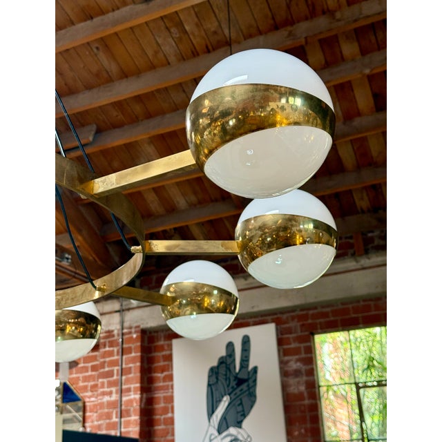 Metal 1960s Italian Chandelier by Stilnovo, 10 Lights For Sale - Image 7 of 8
