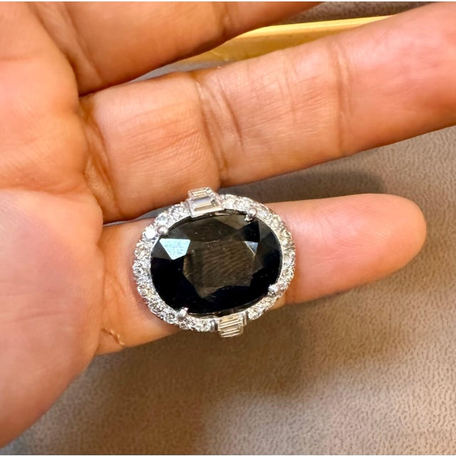 Contemporary 10.96 Ct Mid Night Blue Sapphire & 1 Ct Diamond Cocktail Ring, Platinum, Estate For Sale - Image 3 of 18