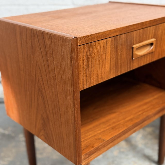 Mid-Century Modern Complimentary Pair of Danish Teak Nightstands With Drawers and Open Cubbies, Circa 1960s For Sale - Image 3 of 7