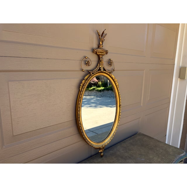 Early 20th Century Adam Style Neoclassical Giltwood Oval Mirror With Urn Crest For Sale - Image 4 of 17