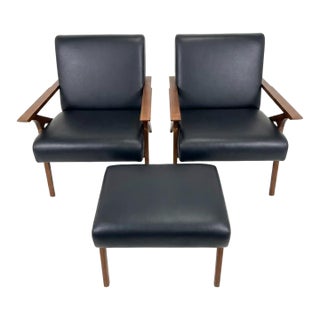 Mid Century Style Pair of Chairs and Ottoman 3 PCS For Sale