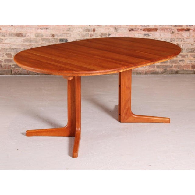 1970s Mid-Century Danish Style Extending Dining Table in Teak, 1970s For Sale - Image 5 of 12