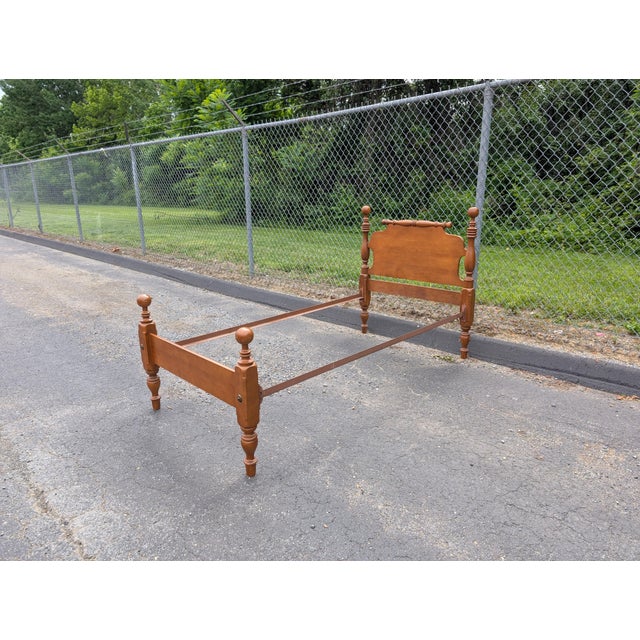 Wood Mid 20th Century Solid Maple Colonial Early American Twin Size Cannonball Bed Frame For Sale - Image 7 of 8
