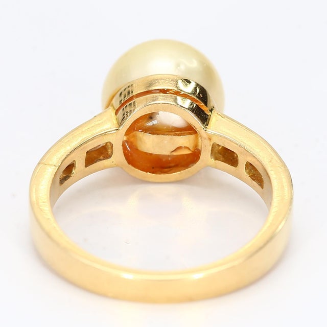 Contemporary 18k Yellow Gold Ring With a Yellow Pearl & Channel Set Diamond Accents - 6.25 For Sale - Image 3 of 6