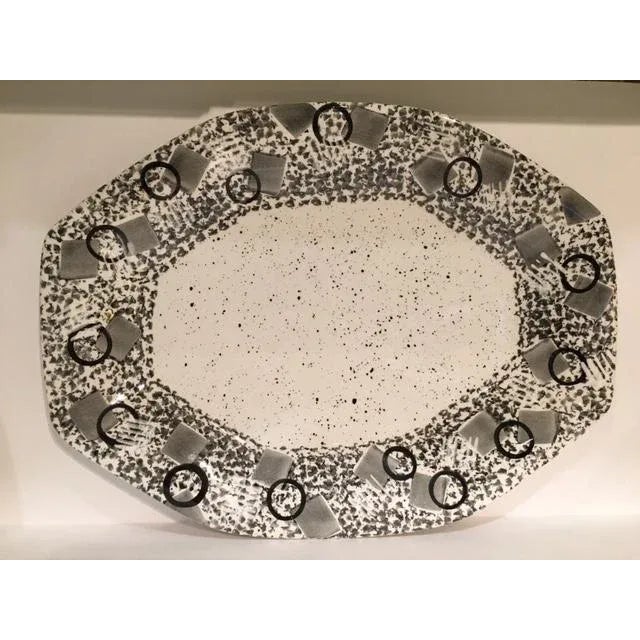 Contemporary Late 20th Century A. Mallory Modern Black and White Geometric Serving Platter For Sale - Image 3 of 6