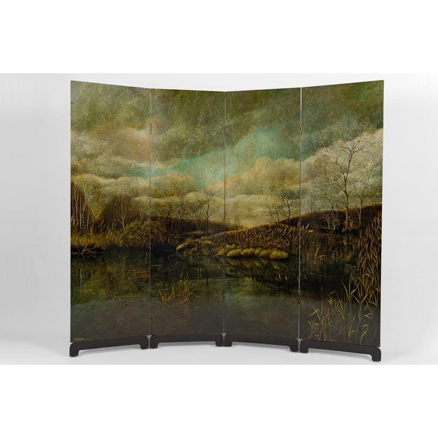 Amazing folding screen with 4 leaves / panels in lacquered and painted wood. The painting represents a winter lake...