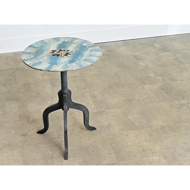 Swedish 19th Century Gustavian Painted Side Table For Sale - Image 4 of 7