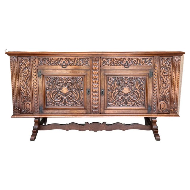 20th Century Catalan Spanish Large Buffet With Two Carved Drawers and Two Doors For Sale - Image 13 of 13