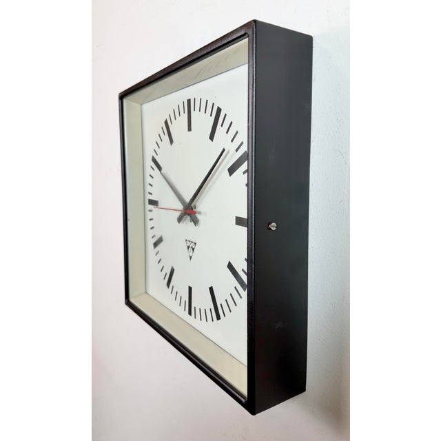 Industrial Industrial Black Square Wall Clock from Pragotron, 1980s For Sale - Image 3 of 18