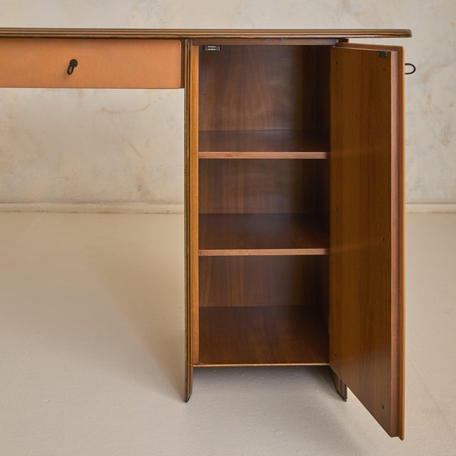Italian ‘Artona’ Wood + Leather Console by Afra & Tobia Scarpa for Maxalto, 1975 For Sale - Image 4 of 12