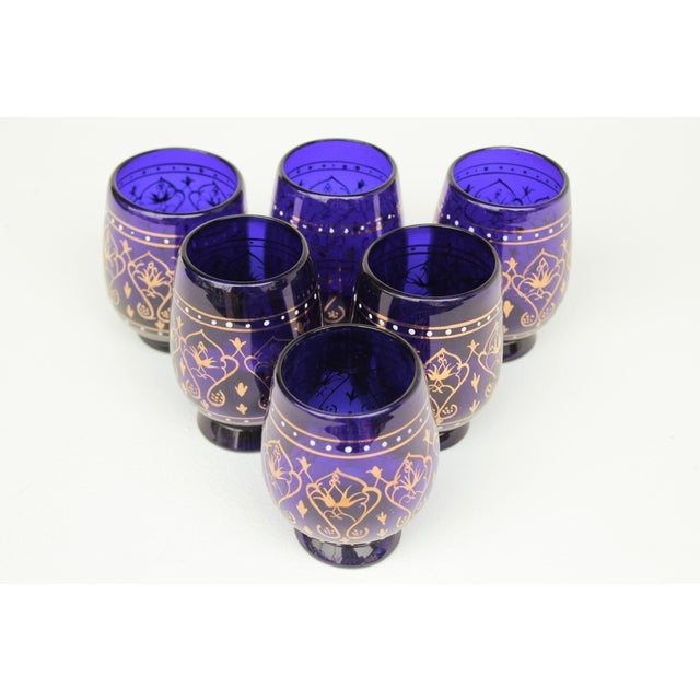 Glass Italian Drinking Cups in Cobalt Blue Glass with Gilt Decor, 1960s, Set of 6 For Sale - Image 7 of 7