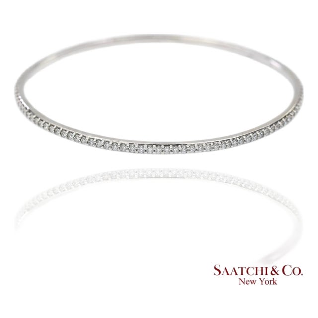 14k (585) Solid White Gold All Around Natural Diamond Bangle Bracelet For Sale