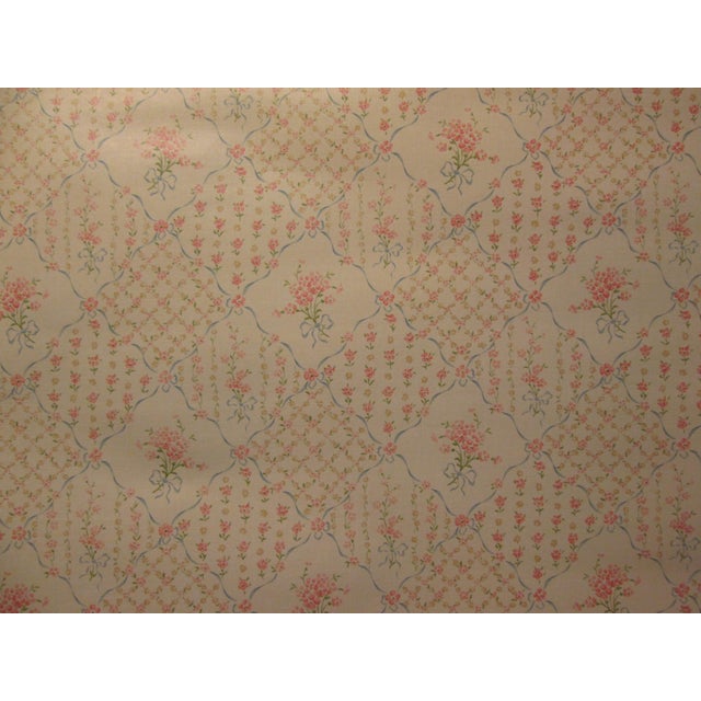 1980s Vintage 1980s Floral Diamond Motif Wallpaper For Sale - Image 5 of 15