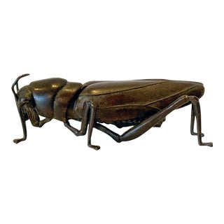 Japanese Articulate Bronze Grasshopper Jizai Okimono Myochin Linage Signed For Sale