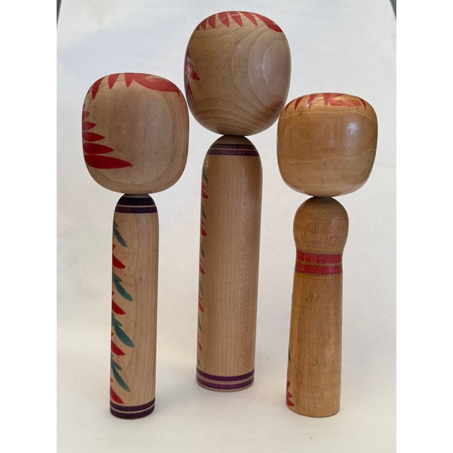 Three Vintage Naroku Kokeshi Dolls For Sale - Image 4 of 12