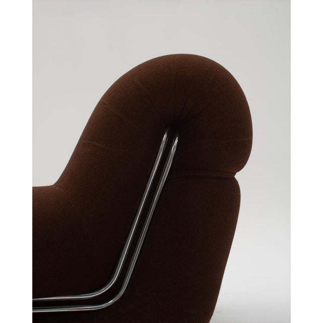 1970s Mid-Century Italian Armchair in the style of Velázquez, 1970s For Sale - Image 5 of 8