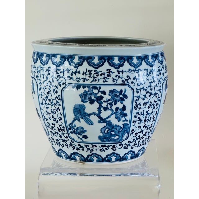 Chinese 19th Century Chinese Blue and White Porcelain Jardiniere For Sale - Image 3 of 15