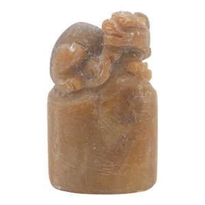 Mid 20th Century Old Chinese Carved Beast Shoushan Stone Seal