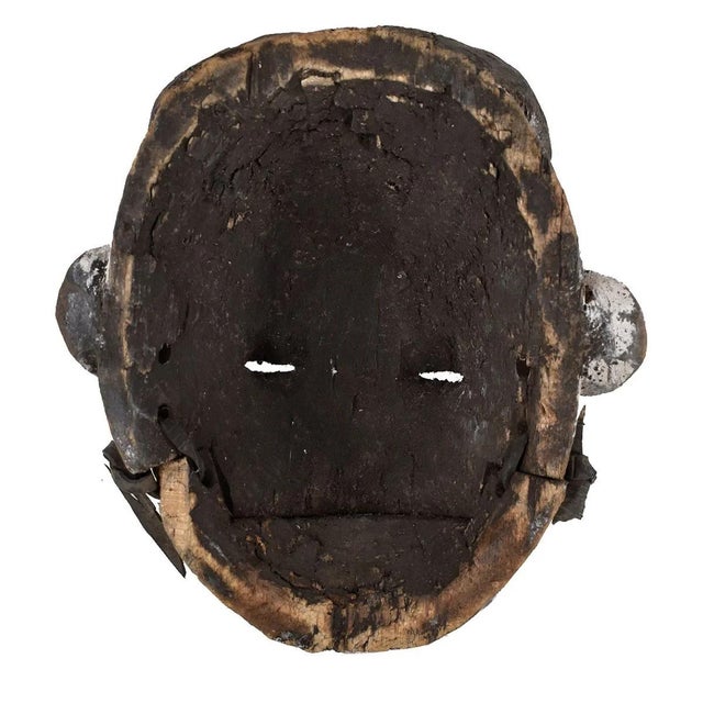 African Early 20th Century Ogoni Wood Mask with Articulating Mouth Nigeria For Sale - Image 3 of 4