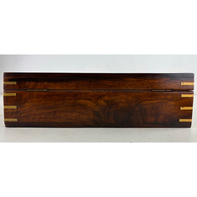 Mid-Century British Colonial Style Brass and Mahogany Dresser Box For Sale In Philadelphia - Image 6 of 11