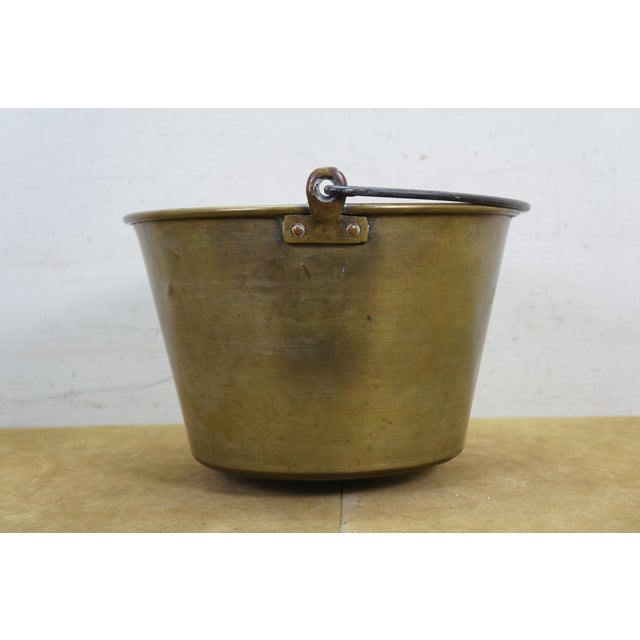 Antique 1860s Cg Hussey Pittsburgh Spun Brass Fire Bucket Pail W Iron Handle 13" For Sale - Image 4 of 11