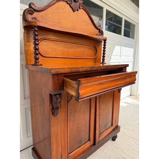 Antique Victorian Walnut Chiffonier Cabinet With Carved Lion Crest, c.1890 For Sale In Los Angeles - Image 6 of 18