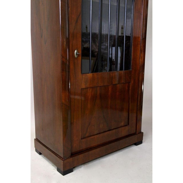 Wood Biedermeier Display Cabinet or Bookcase in Walnut, Austria, 19th Century For Sale - Image 7 of 18
