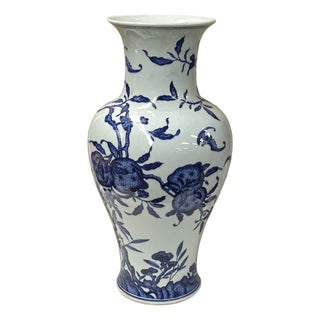 Vintage Chinese Blue White Fruits Flowers Graphic Porcelain Art Vase For Sale