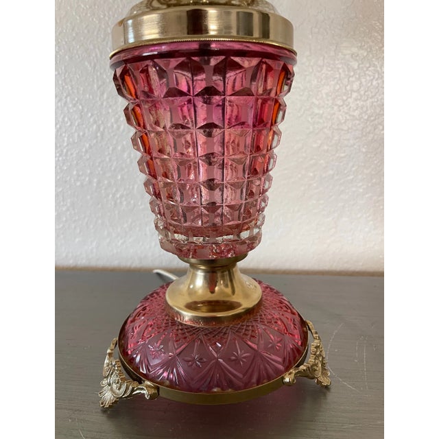 Italian Mid-Century Mauve Rose and White Cut Crystal and Brass Table Lamp For Sale - Image 4 of 12