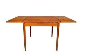 Danish Extendable Square Teak Dining Table with Curved Edges by Poul Hundevad for Hundevad & Co., 1960s