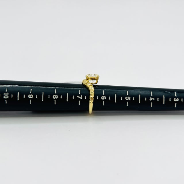 Yellow Gia 3 Carat Round Diamond Ring in 18k Yellow Gold, Size 6.5 For Sale - Image 8 of 9