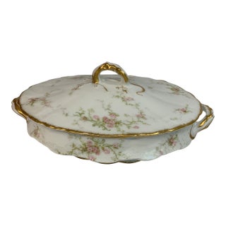 Vintage Theodore Haviland French Limoges Delicate Pink Sprays of Pink Roses Tureen With Lid Heavy Gilt Edges For Sale