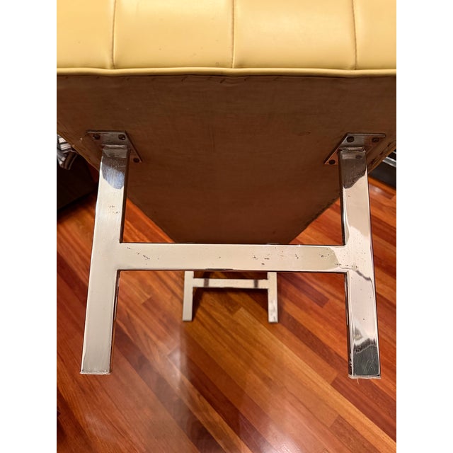 1960s Mid-Century Modern Tufted Vinyl Bench With Chrome Base – Attributed to Knoll For Sale In Chicago - Image 6 of 7