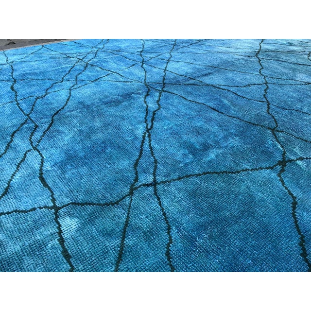 Royal Blue 1960s Vintage Turkish Hemp Rug- 6′9″ × 9′9″ For Sale - Image 8 of 11