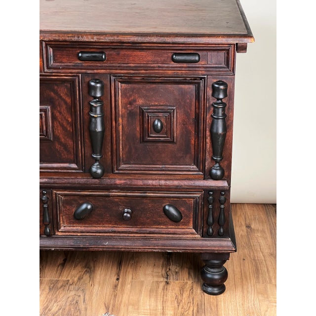 Wood Vintage Wallace Nutting Walnut Lift Top Pilgrim Style Chest, Catalogue #909 C. 1940 For Sale - Image 7 of 11