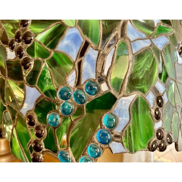 Rare c.1915 Unique Art Glass & Metal Co. Grapevine Leaded Glass Table Lamp With Egyptian Sphinx Bronze Base | Museum Quality For Sale - Image 14 of 18