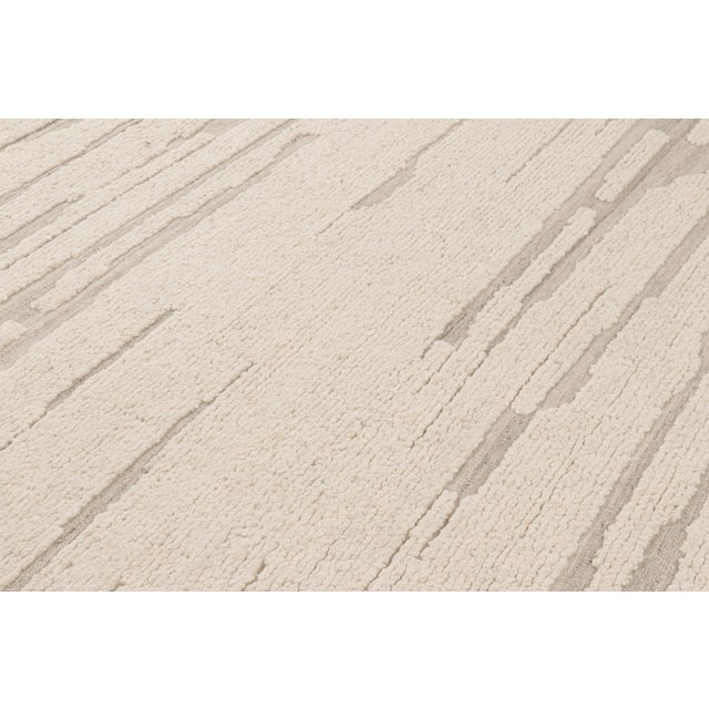 Looking for a custom size? For more information on customization capabilities, please reach out to custom@chairish.com....