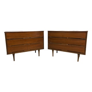 Mid 20th Century Walnut Sculpted Pull Three Drawer Dresser Pair For Sale