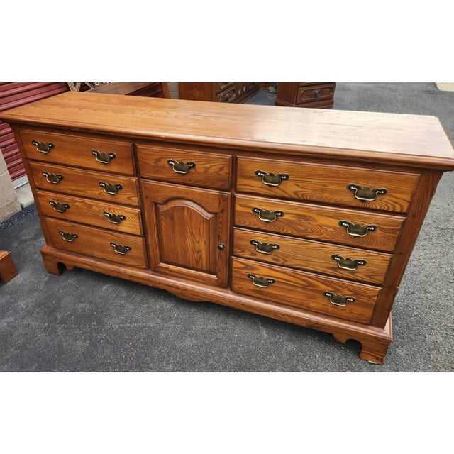 1990s Durham Furniture Solid Wood Complete King Bedroom Set For Sale In Washington DC - Image 6 of 13