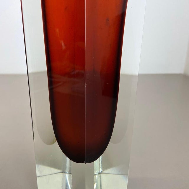 Glass Large Ochre Murano Glass Sommerso Vase attributed to Flavio Poli, 1970s For Sale - Image 7 of 18