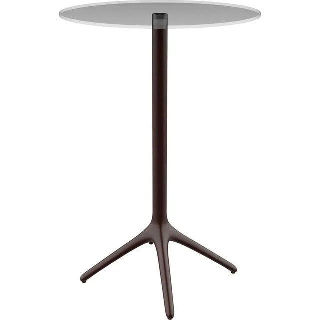 Uni chocolate table 105 by mowee. Dimensions: d45.5 x h105 cm. Material: aluminium, tempered glass. Weight: 6.2 kg. Also...