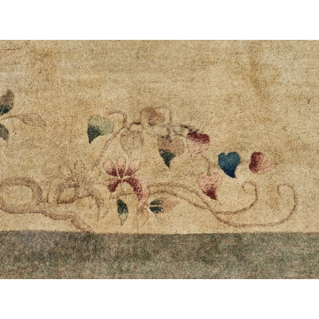 Chinese Art Deco Rug in Wool For Sale - Image 3 of 10