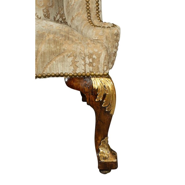 Traditional George I Walnut and Parcel Gilt Armchair For Sale - Image 3 of 14
