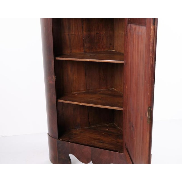 Antique Hand-Polished Mahogany Corner Cabinet, 1840s For Sale - Image 3 of 10