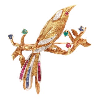 Vintage Cherny 18k Gold, Diamond, Emerald & Ruby Figural Bird Brooch For Sale