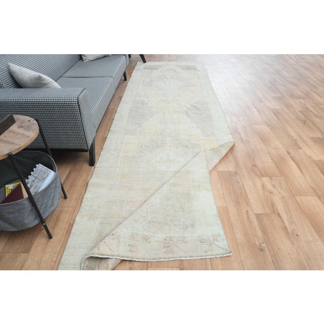 1970s Vintage Handmade Wool Cotton Turkish Beige Runner Rug For Sale - Image 9 of 11