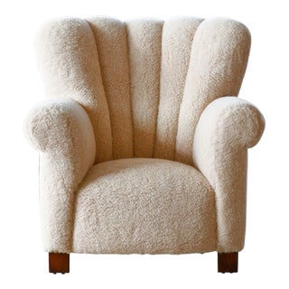 Fritz Hansen Attributed 1940s Danish Channel Back Lounge Chair in Lambswool For Sale