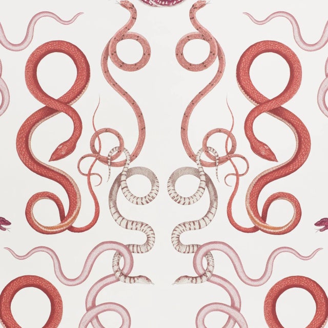 With its cascade of hand-drawn, intertwining snakes, Giove invokes one of the oldest mythological symbols. This beguiling...